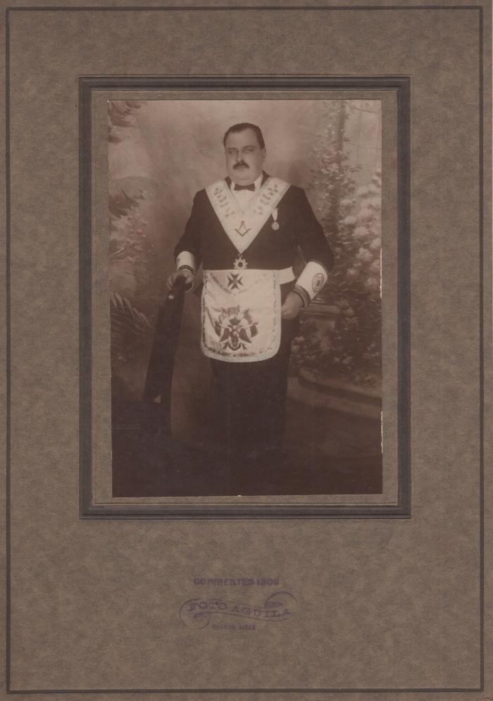 Fabián Onsari Gran Maestre de la Gran Logia de la Argentina.